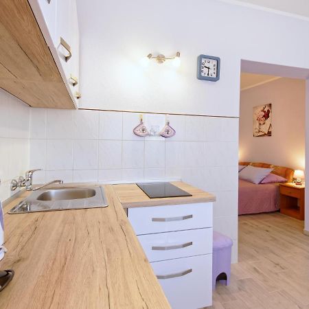 Apartments Marta By Rent Istria Novigrad Istria Eksteriør billede