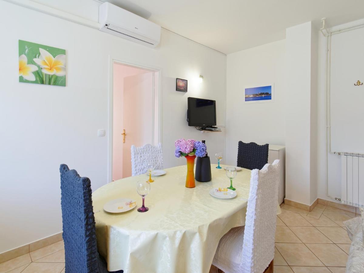 Apartments Marta By Rent Istria Novigrad Istria Eksteriør billede